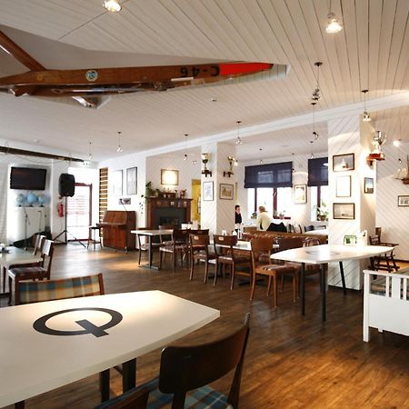 Paernu Jahtklubi Kuelalistemaja Hotel Ngoại thất bức ảnh
