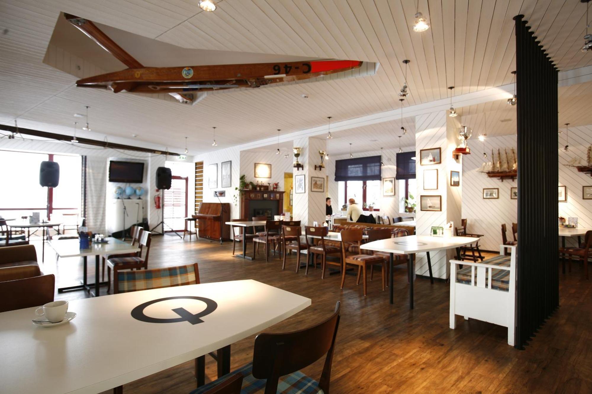 Paernu Jahtklubi Kuelalistemaja Hotel Ngoại thất bức ảnh